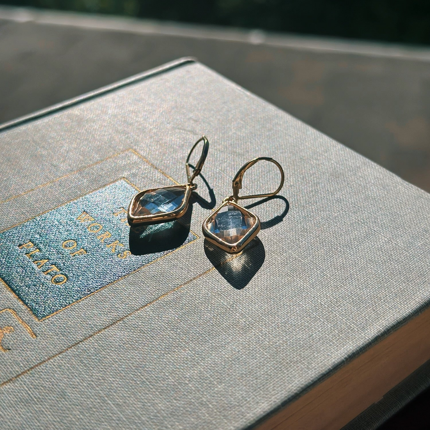 Alice Earring